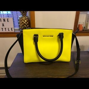 Michael Kors Medium Purse